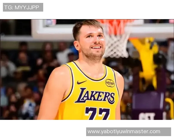 东契奇赞范德彪专注投篮提升信心其他表现同样不可或缺