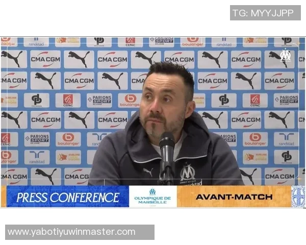 德泽尔比坦言无制胜秘诀对阵巴黎强调团队合作才是关键